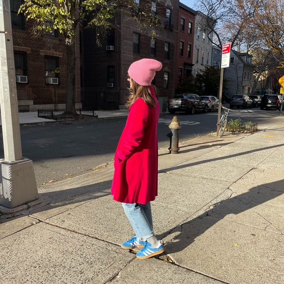 VINTAGE Raspberry Velvet Coat - Picture 11 of 12